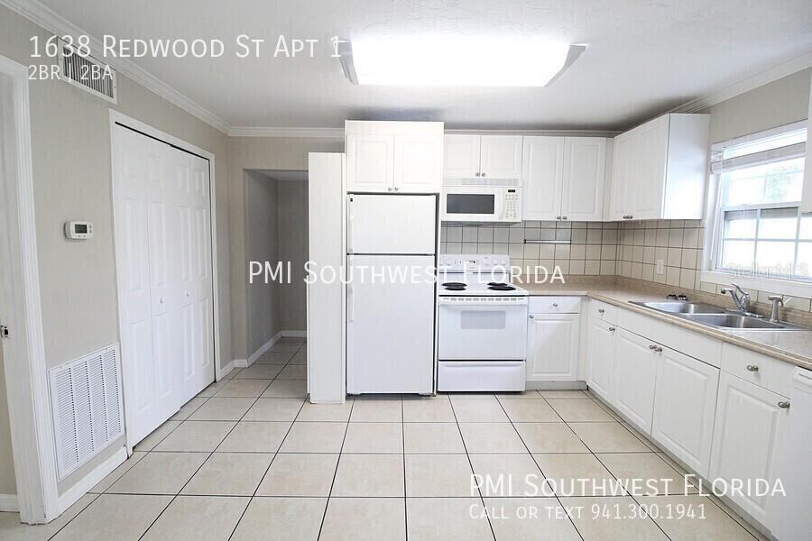 1638 REDWOOD ST #1