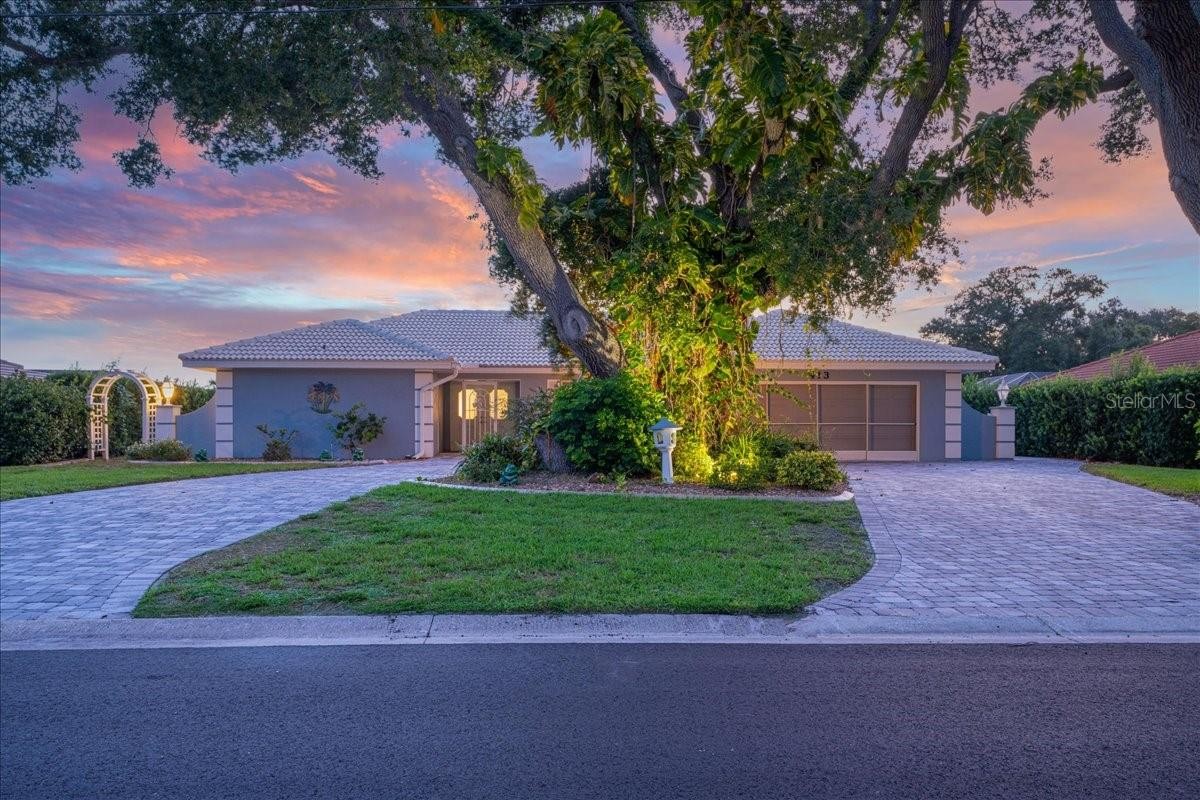 413 SIGNORELLI DR