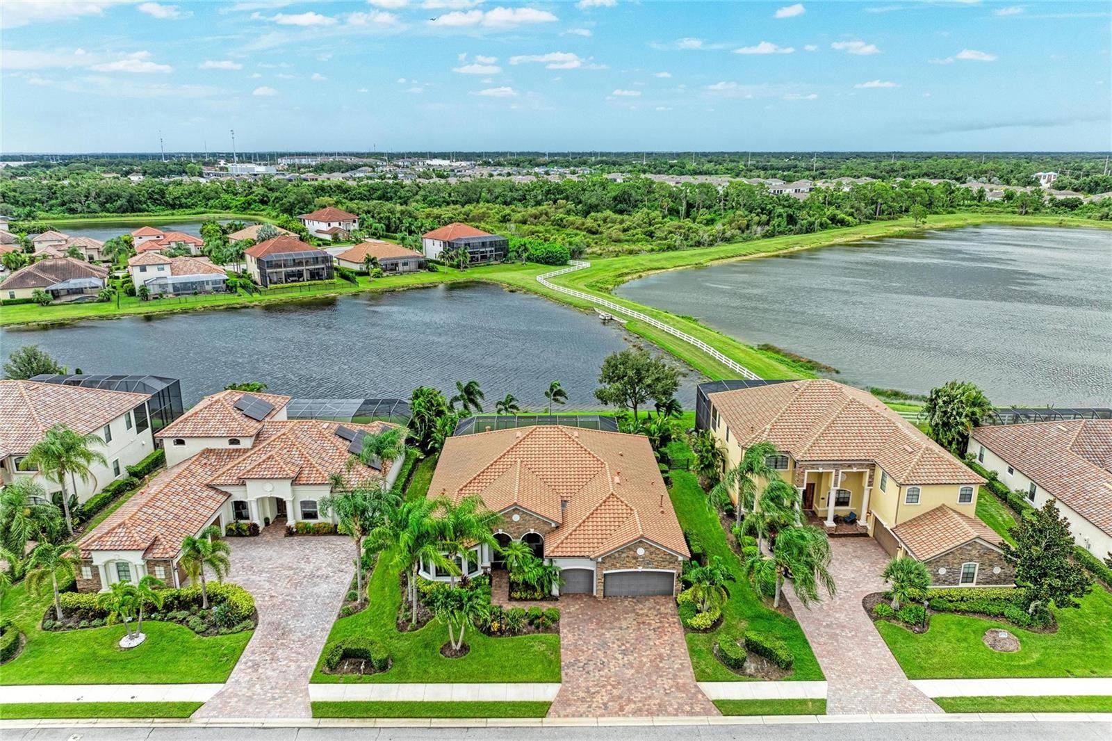 5660 CLOVERLEAF RUN