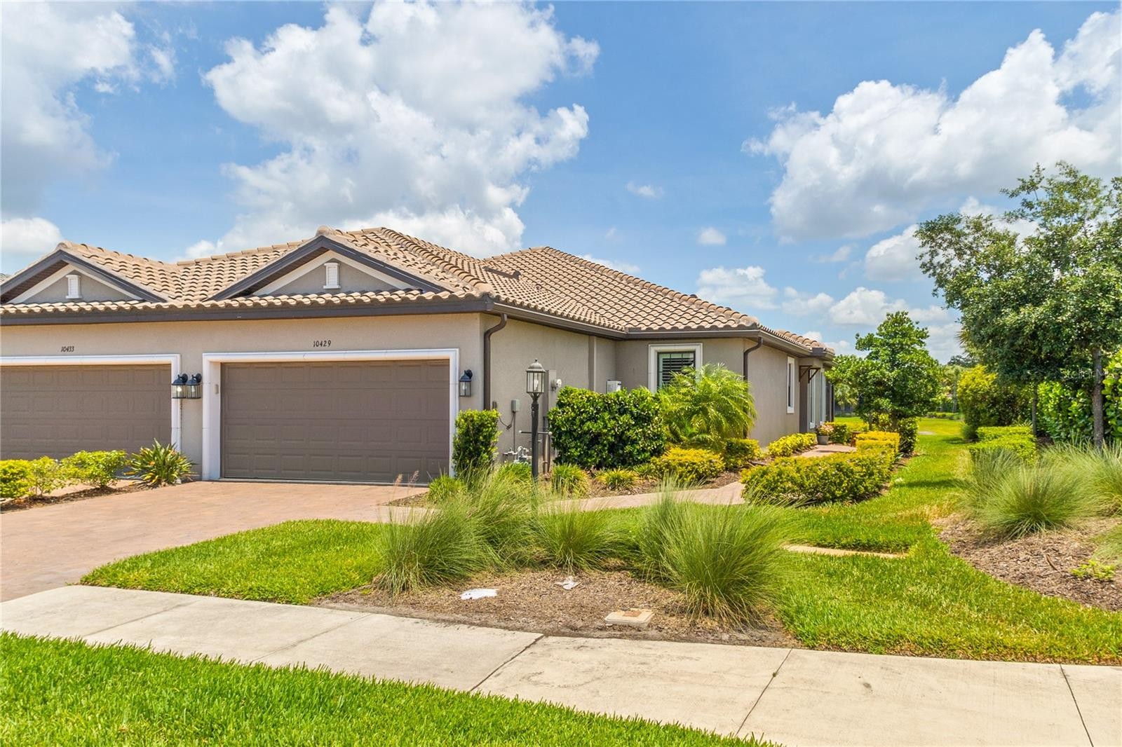 10429 MORNING MIST LN