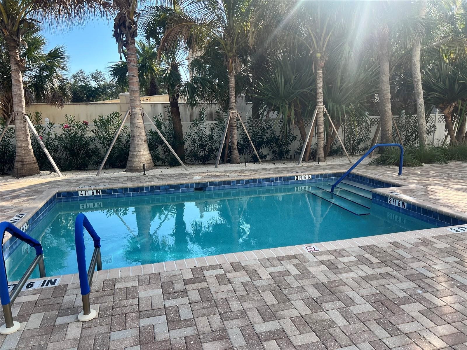 1001 POINT OF ROCKS RD #308