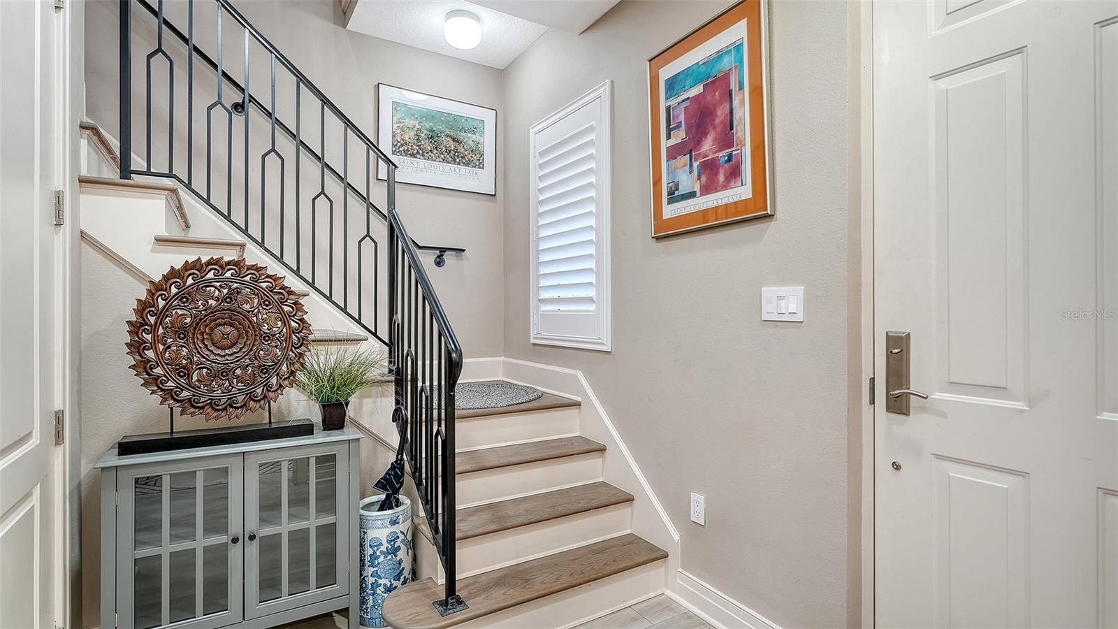 235 COCOANUT AVE #106-B