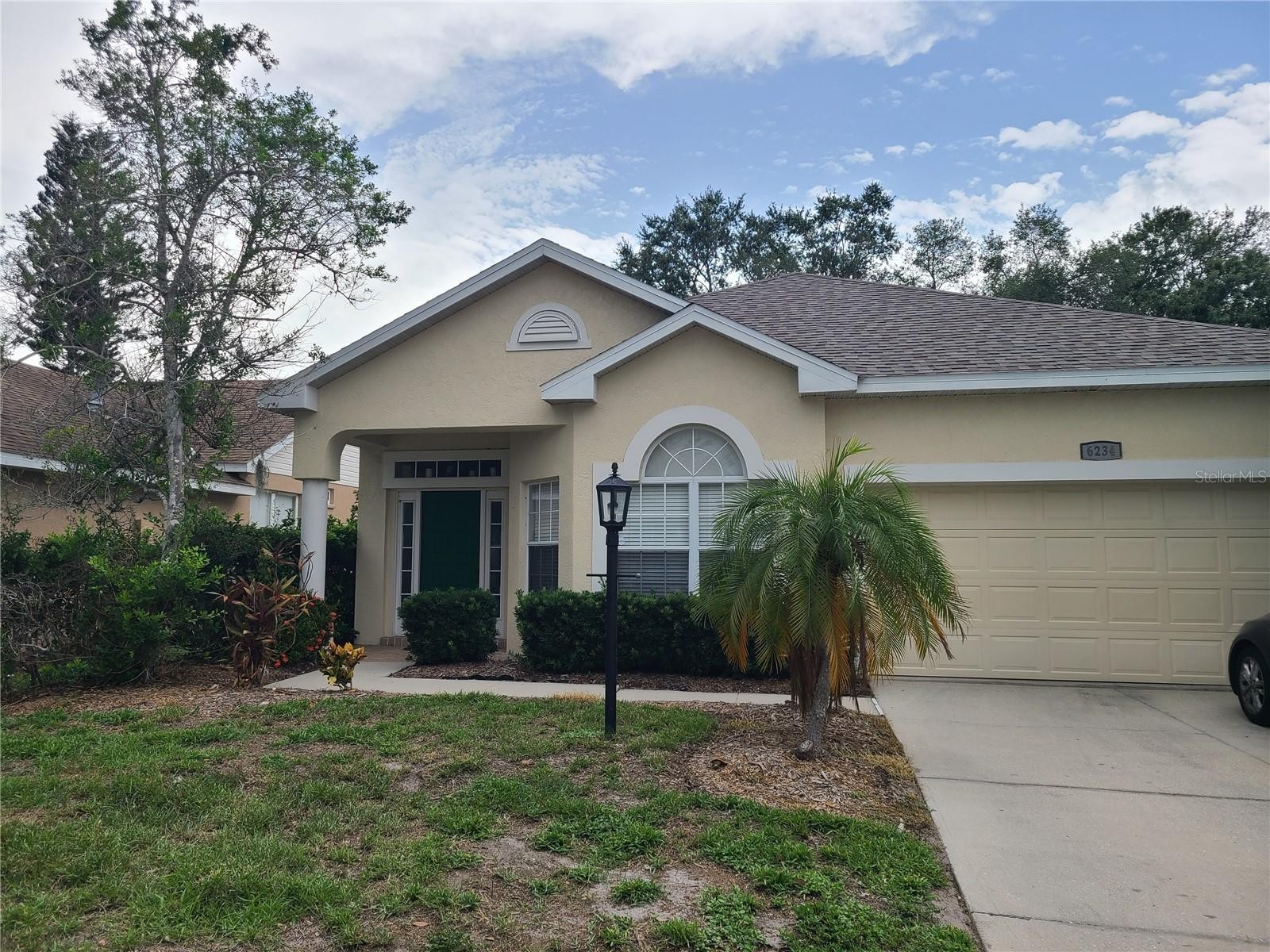 6234 BLACKBERRY LN