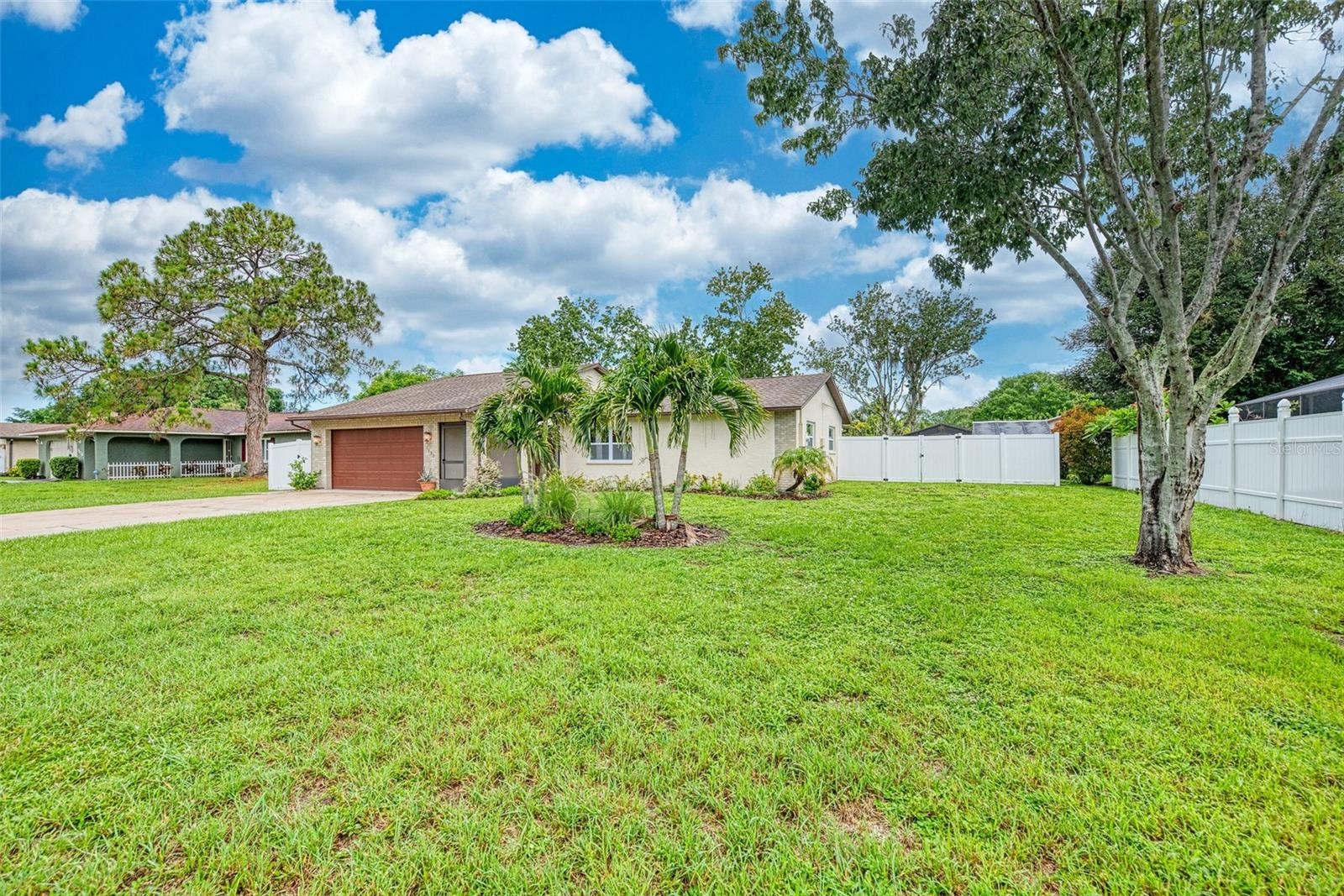 1330 GEORGETOWNE CIR
