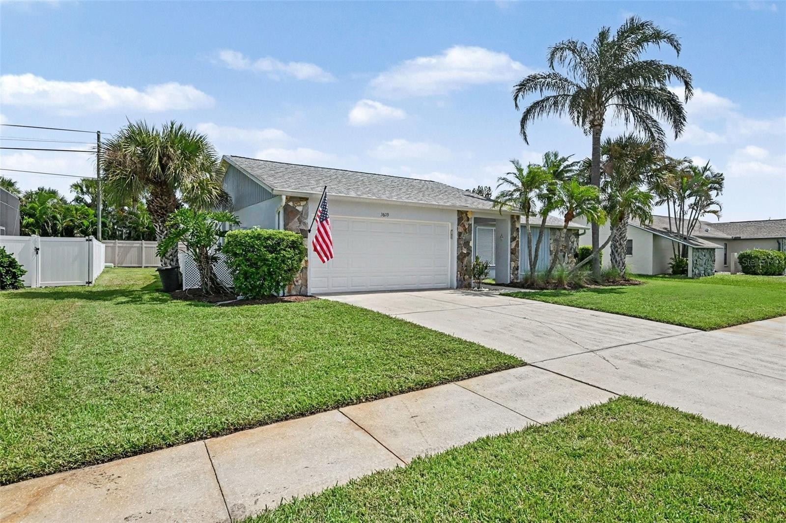 3809 KINGSTON BLVD