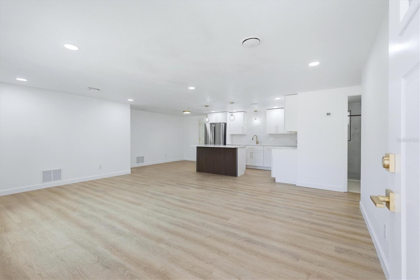 432 OLIVIA RD