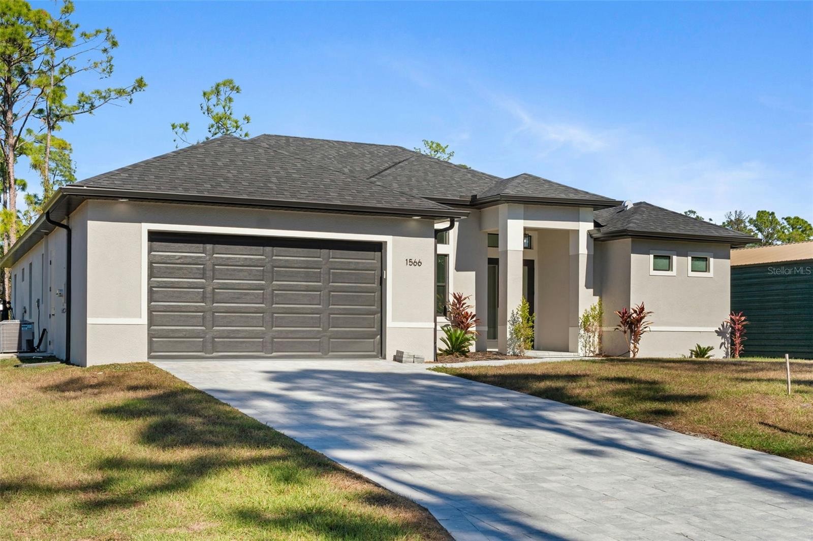 1566 KNOTTY PINE AVE