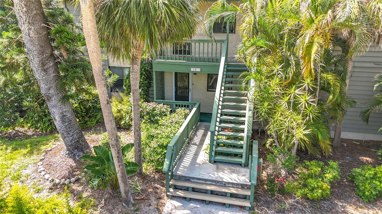 1515 PELICAN POINT DR #BA185