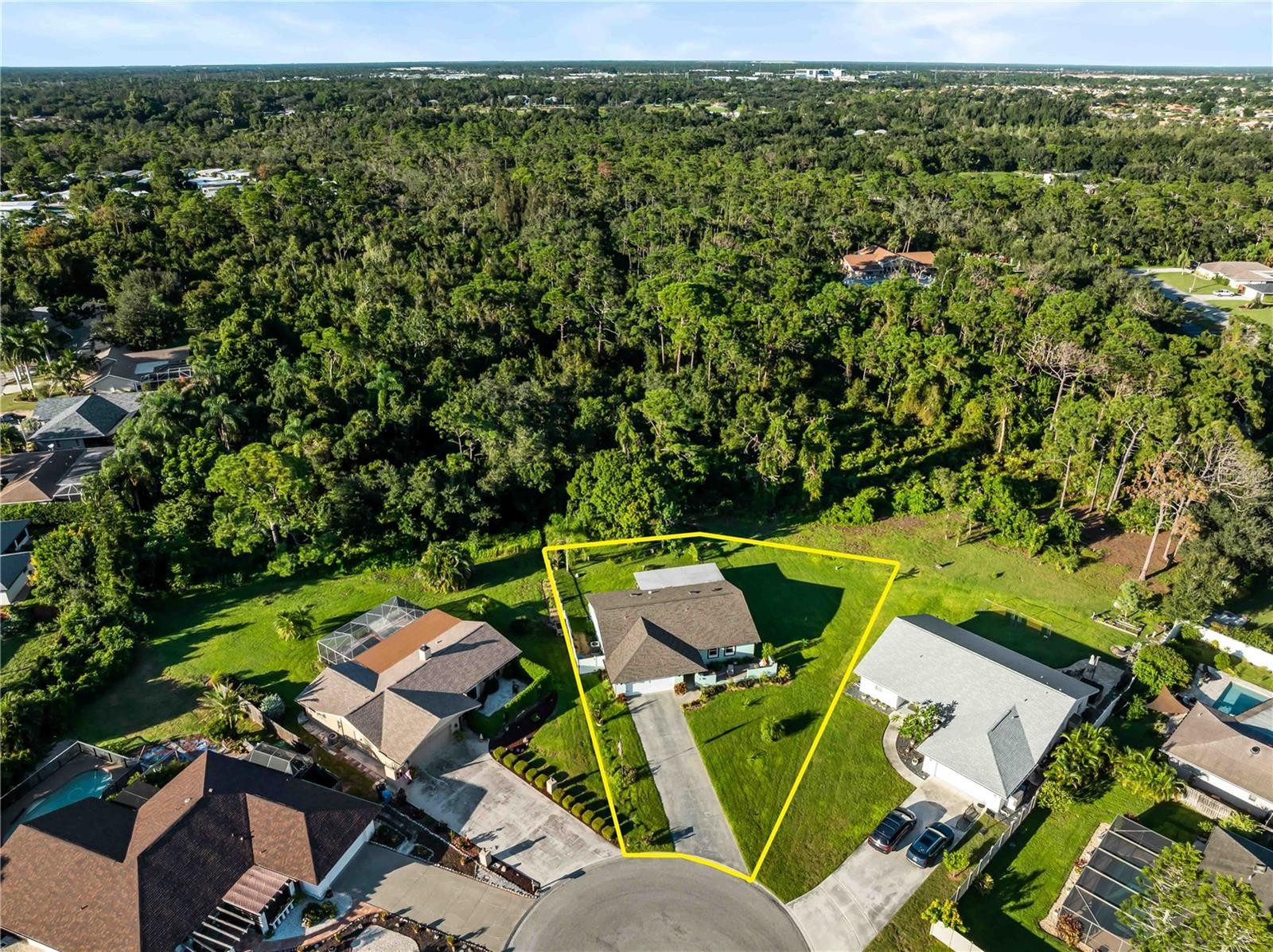 1319 PINEBROOK WAY CT