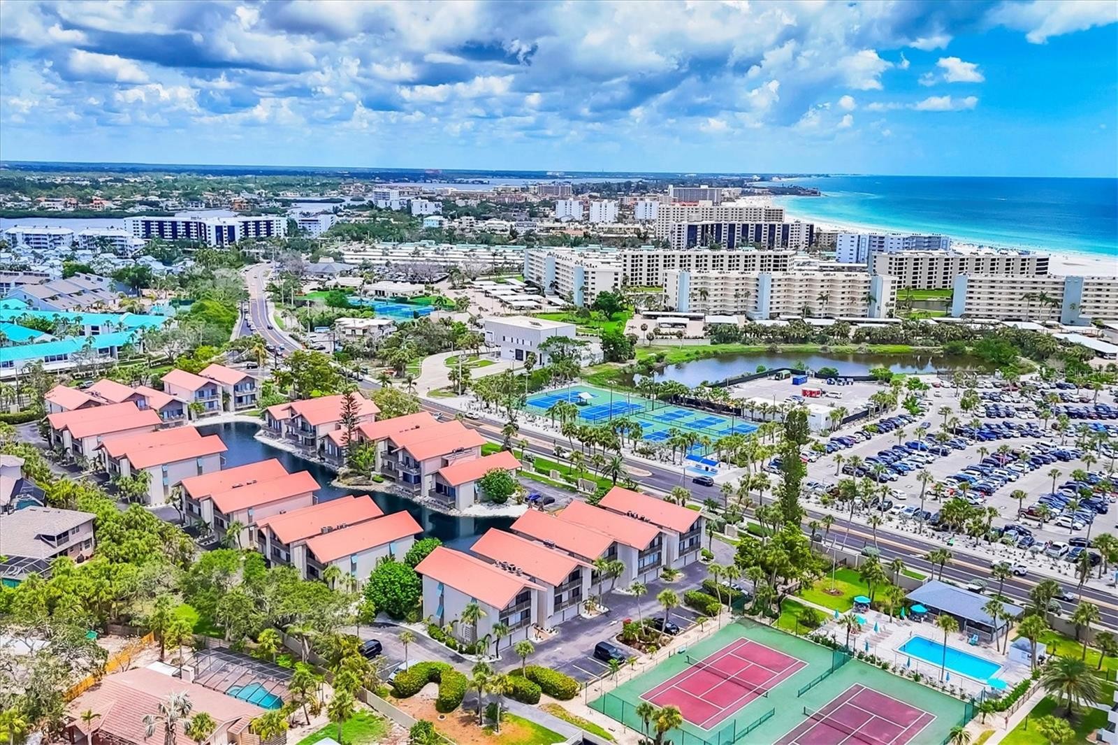 1093 LAKE HOUSE CIR #C205