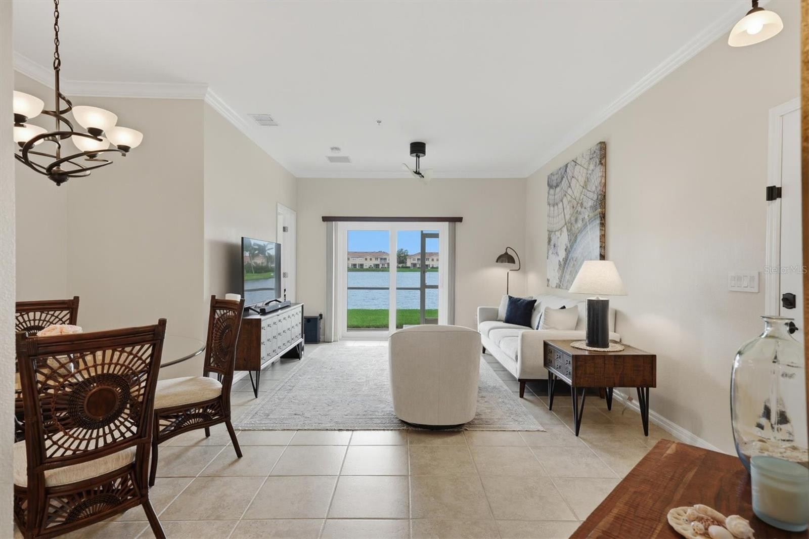 3582 PARKRIDGE CIR #29-106