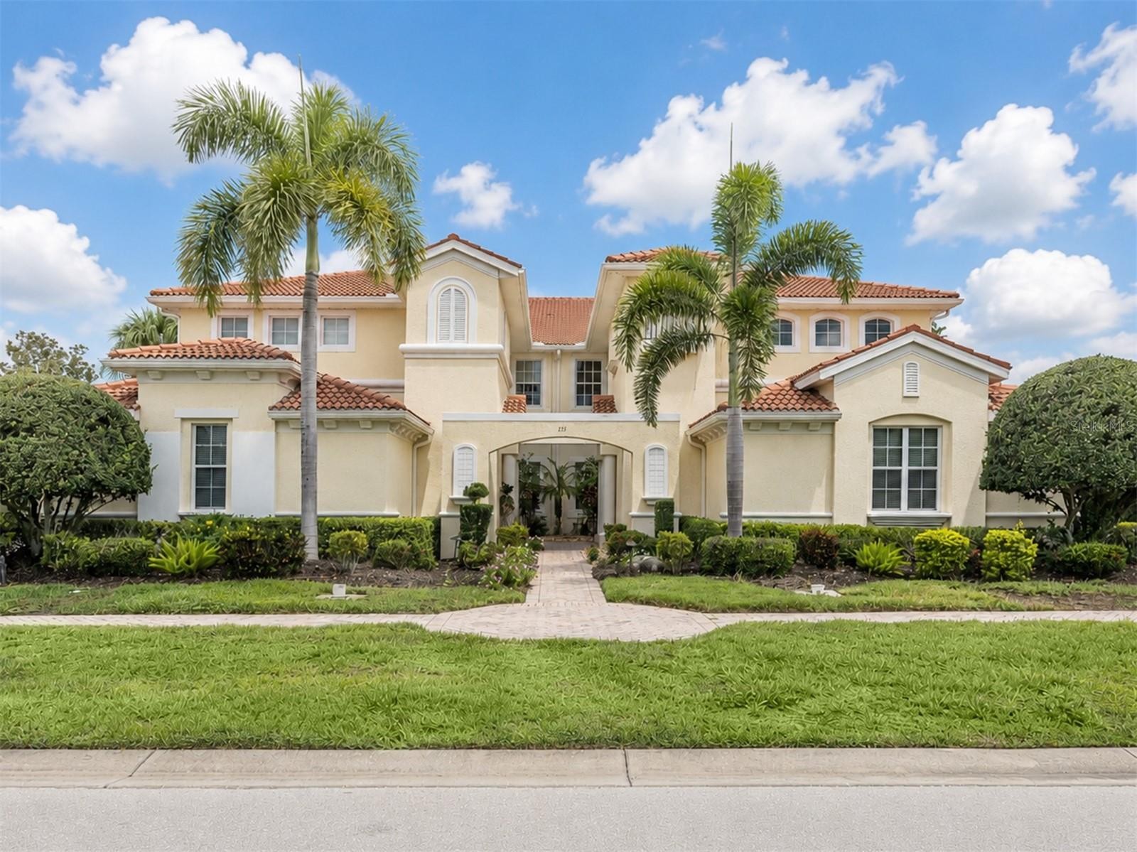 113 BELLA VISTA TER #4D