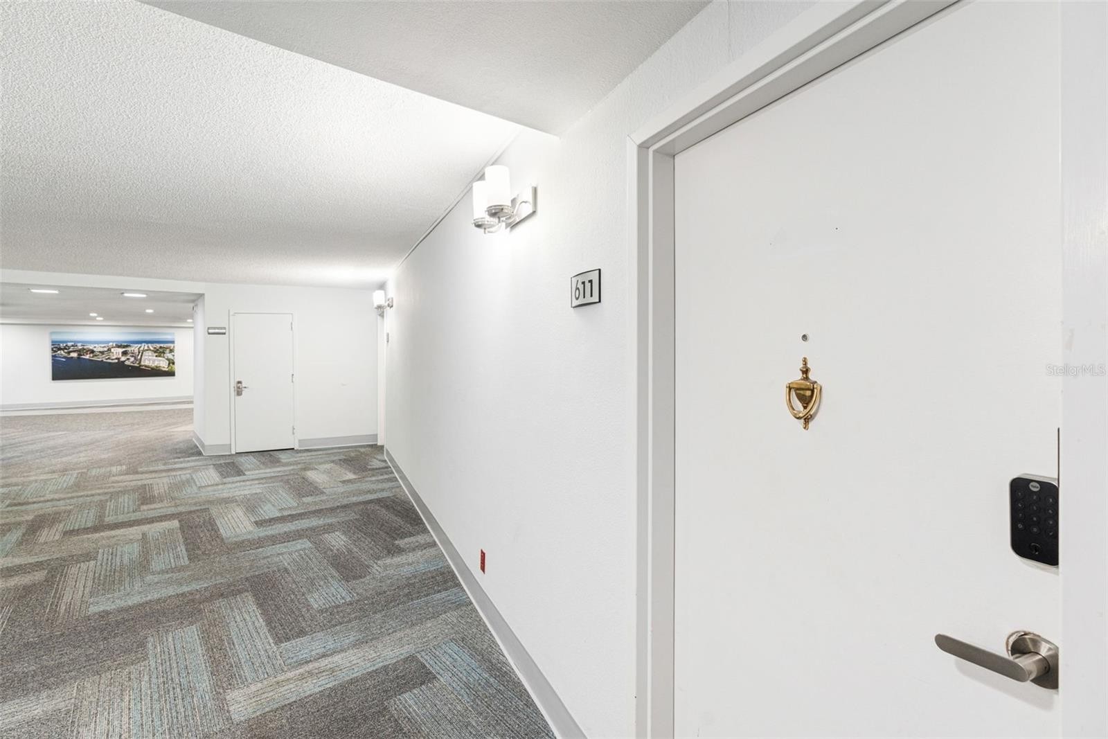 5855 MIDNIGHT PASS RD #611