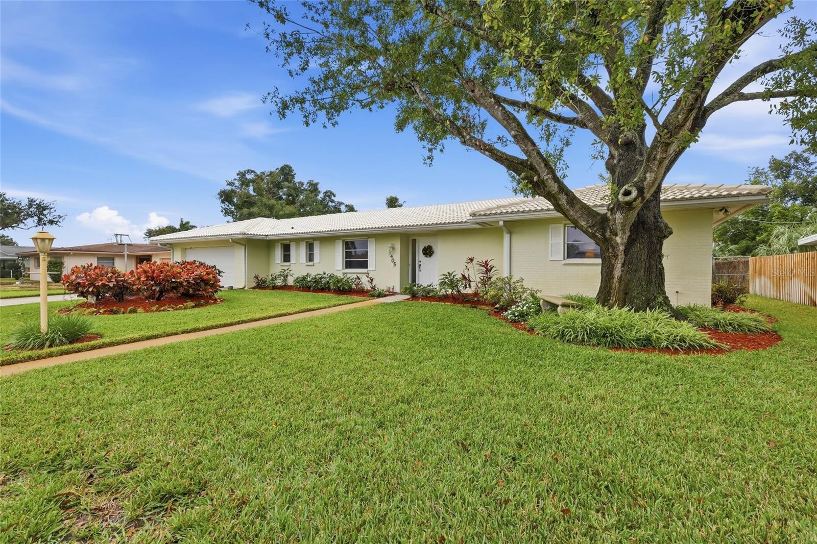 5405 7TH AVENUE DR W