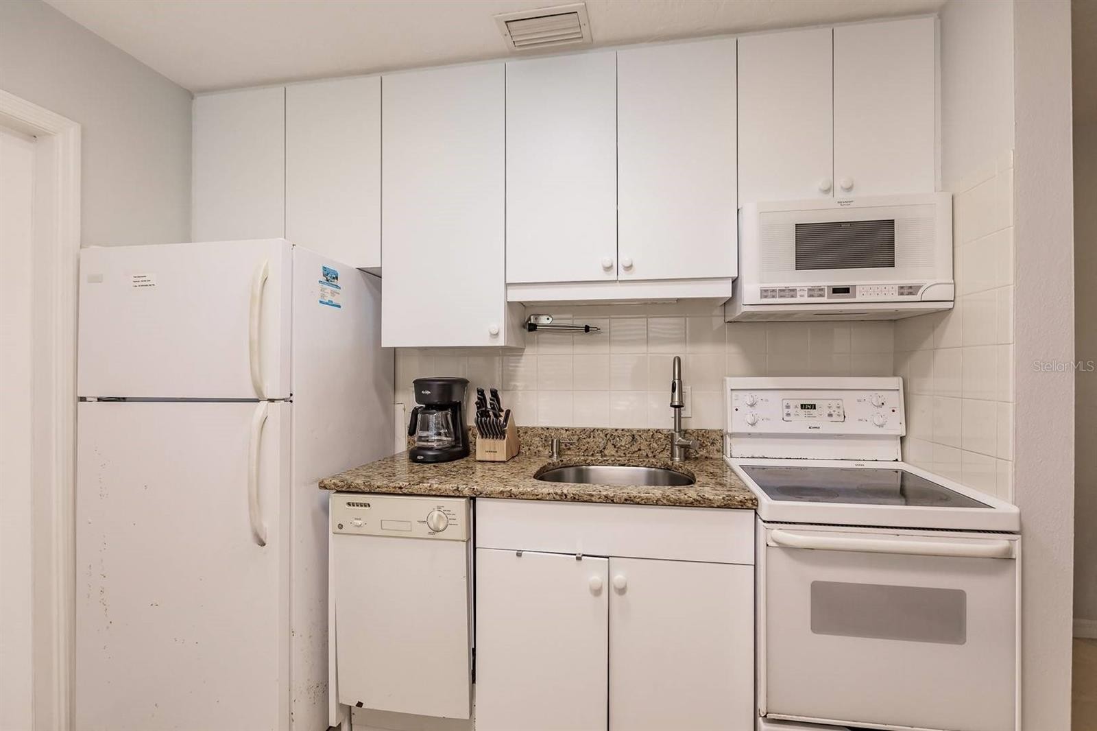 6020 MIDNIGHT PASS RD #8