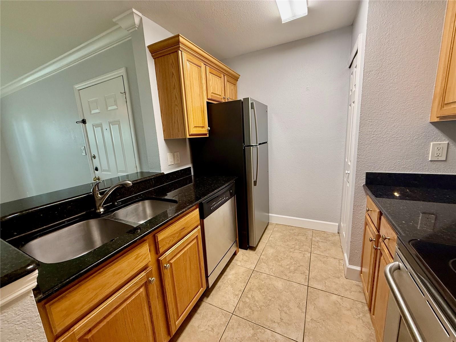 4009 CROCKERS LAKE BLVD #1216