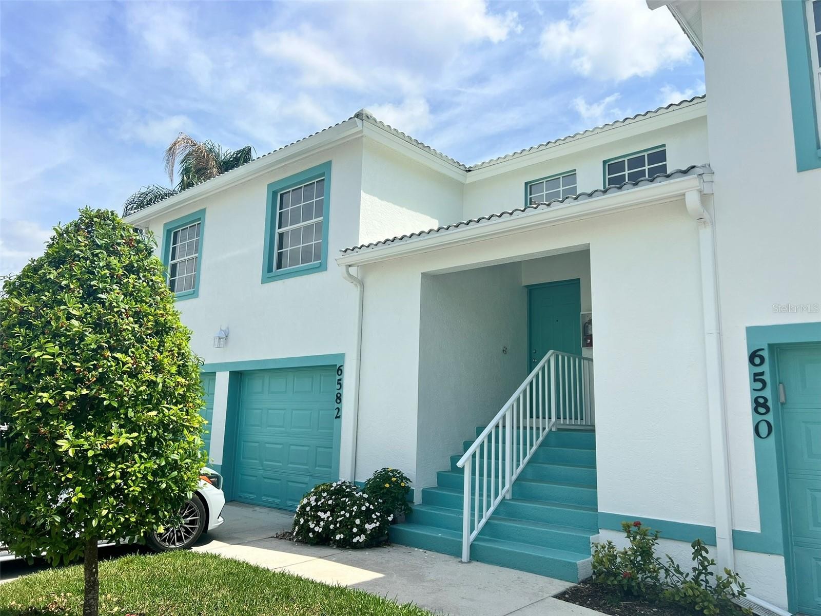 6582 FAIRWAY GARDENS DR #6582