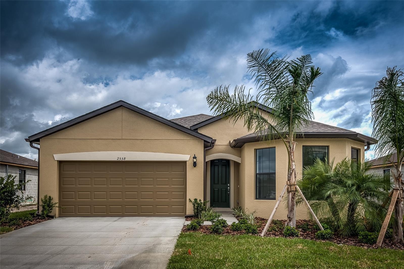 2558 SHERMAN OAK DR