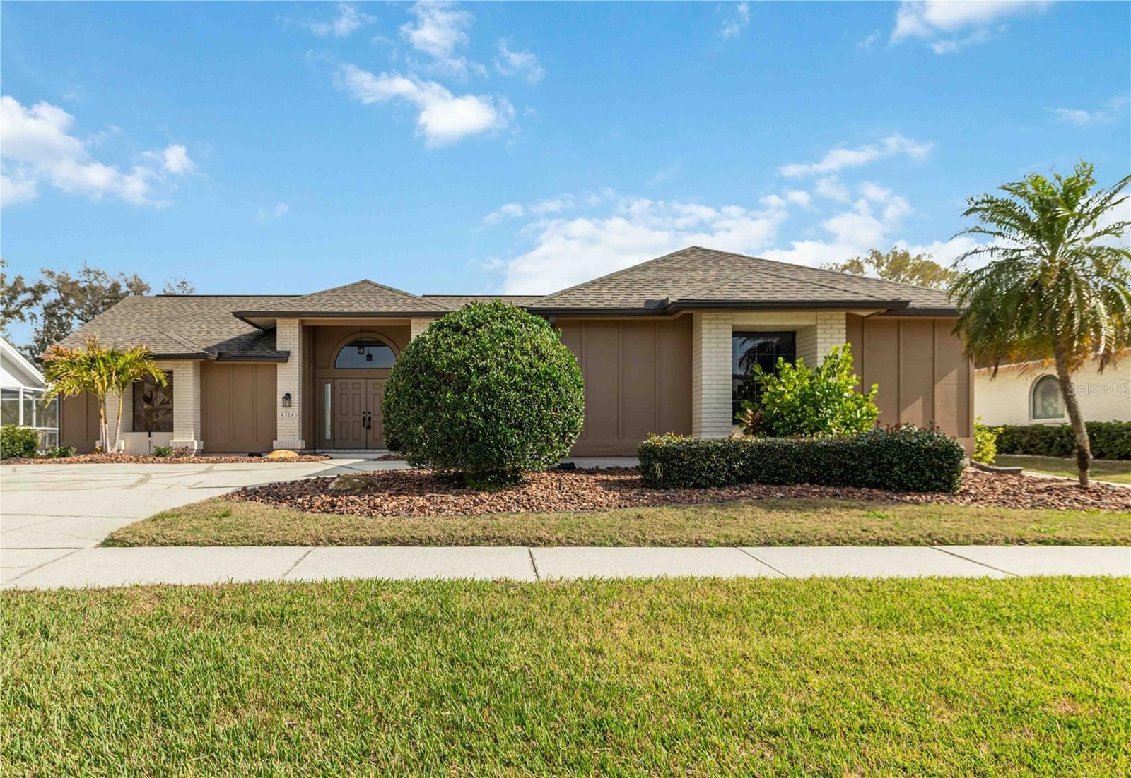 4364 PRESIDENTIAL AVENUE CIR E