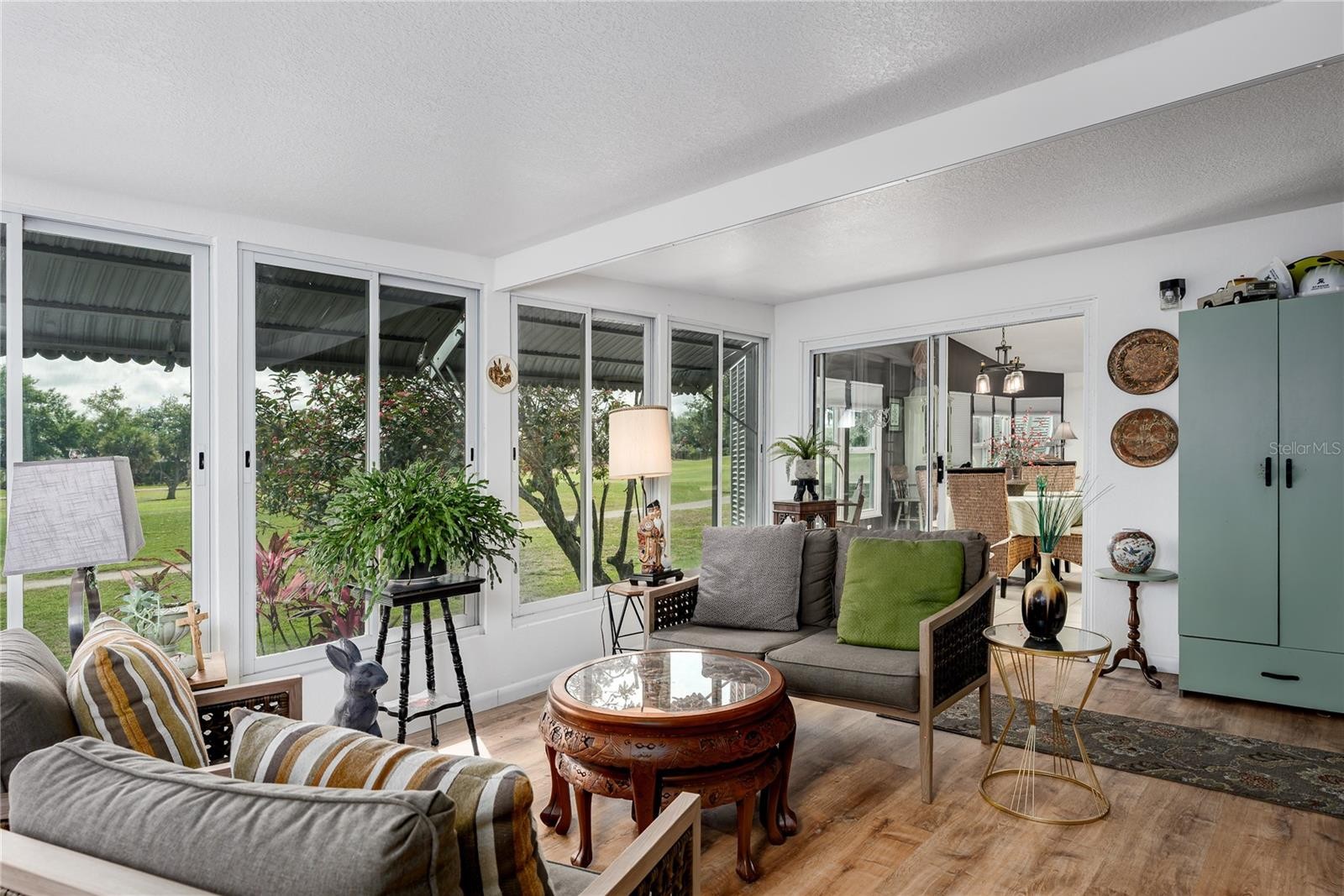 8520 COUNTESS AVENUE CIR