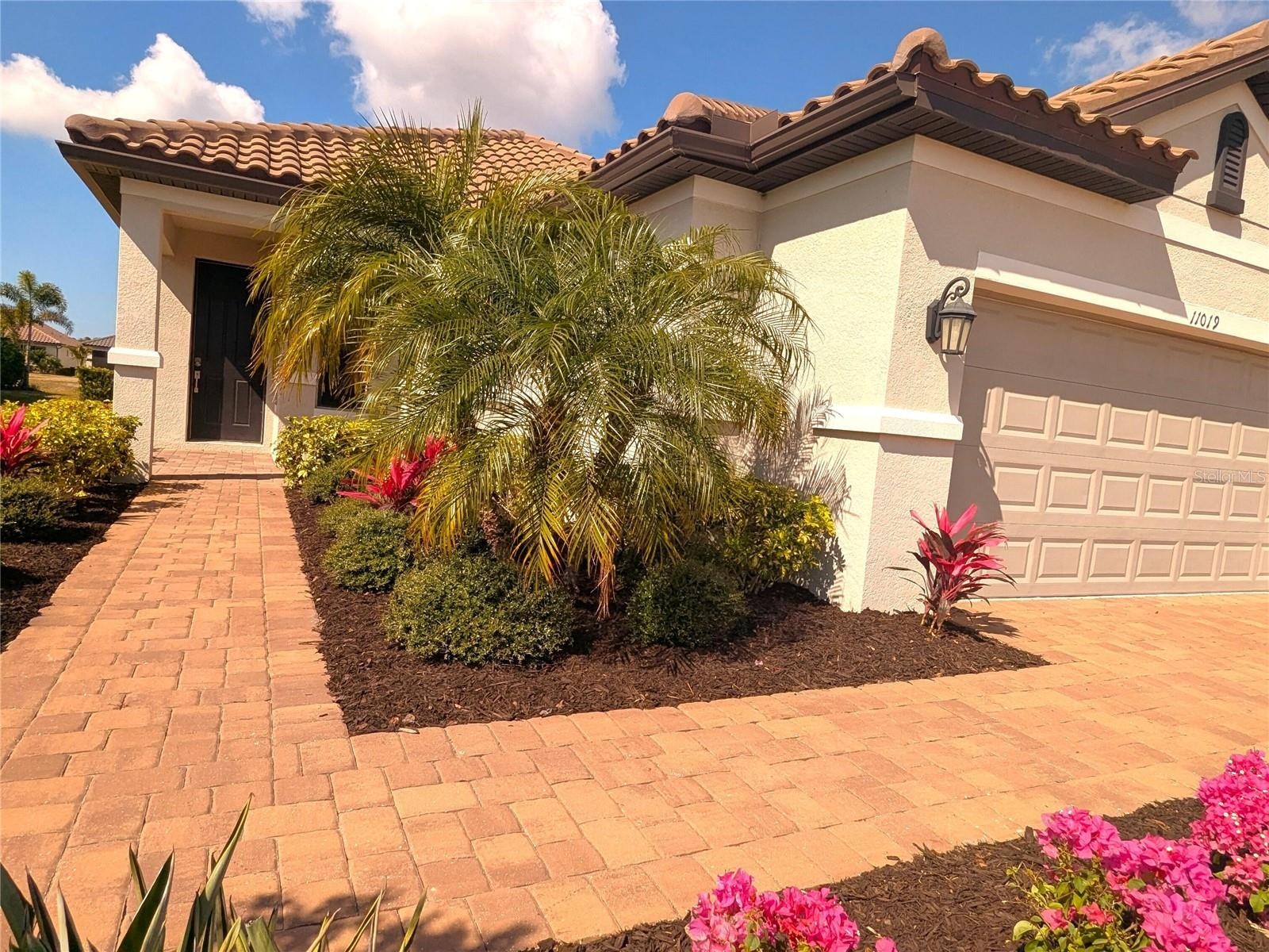 11019 DEVONBRIDGE DR