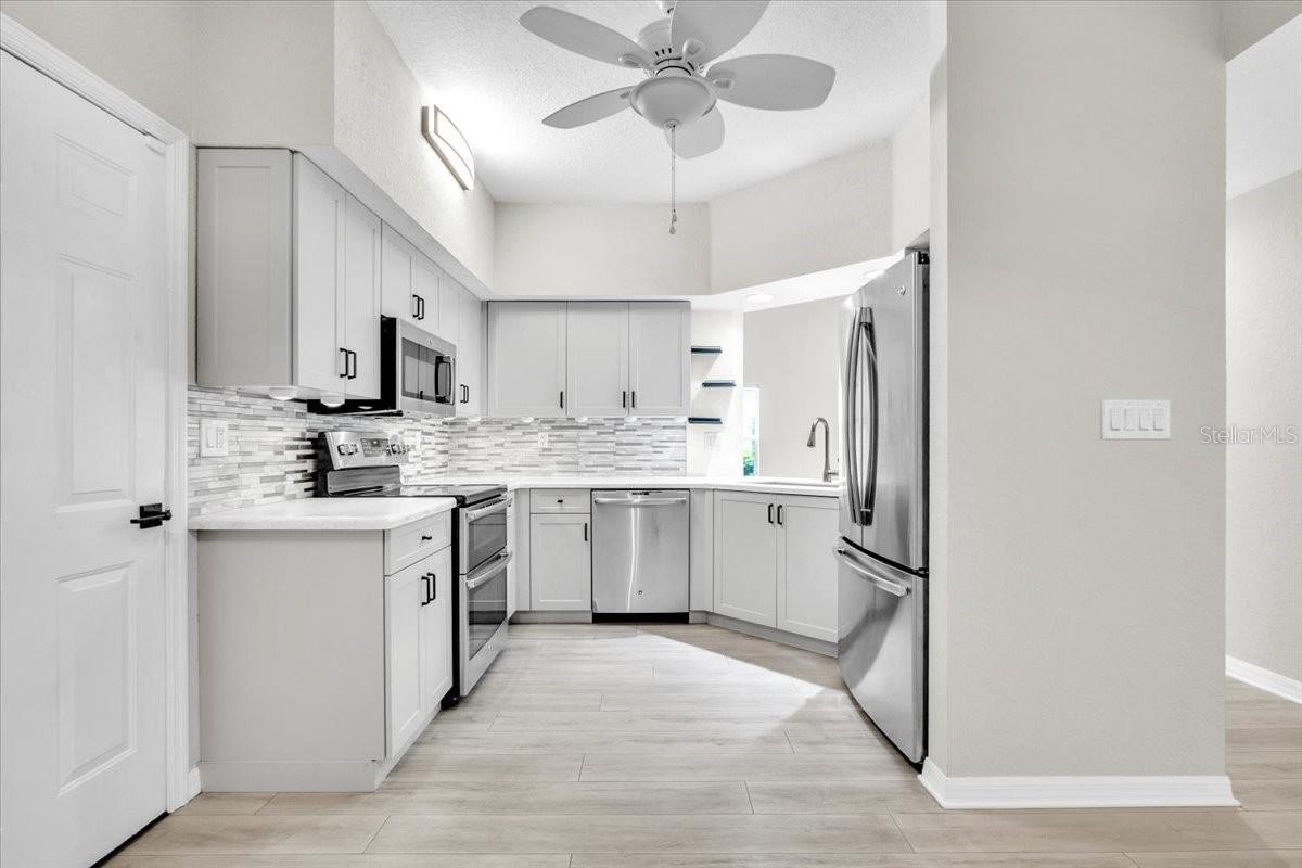 7146 STRAND CIR
