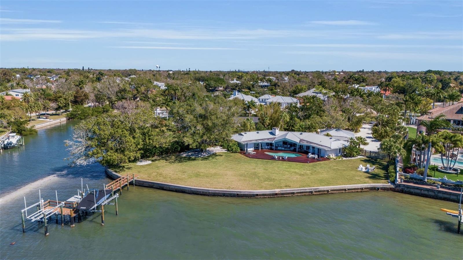 1306 S LAKE SHORE DR