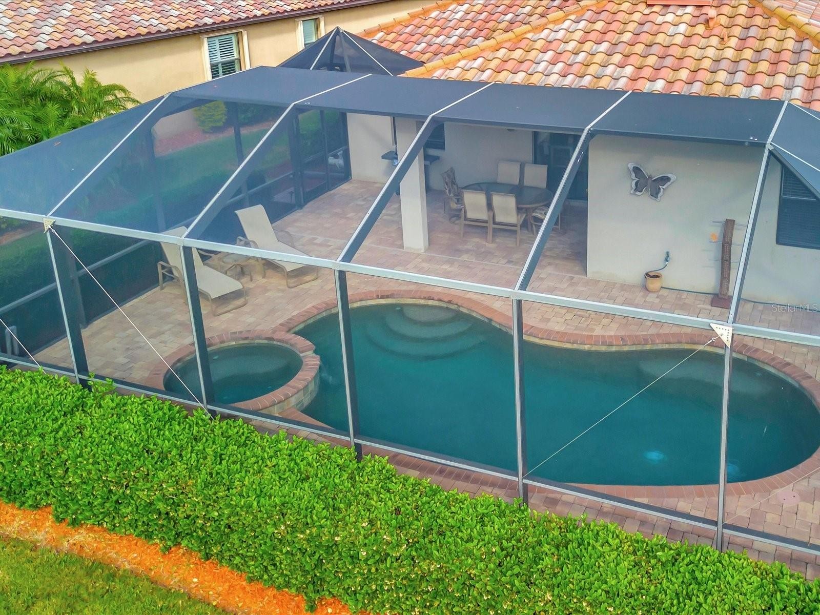 6880 WILLOWSHIRE WAY