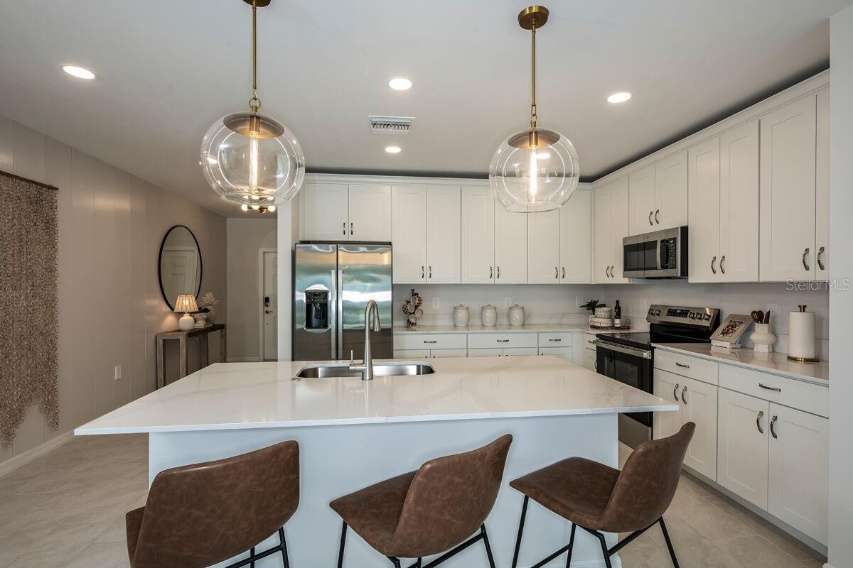 9505 VIBRANT LN