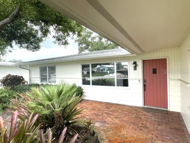 2253 VALENCIA DR