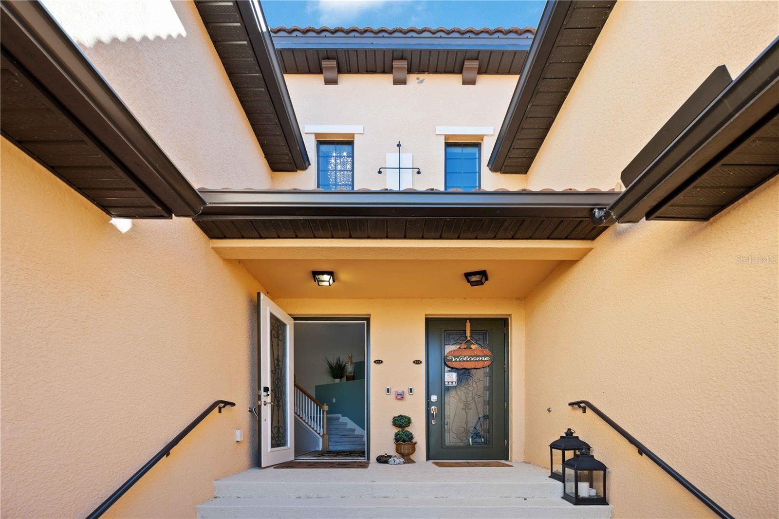 10817 TARFLOWER DR #201