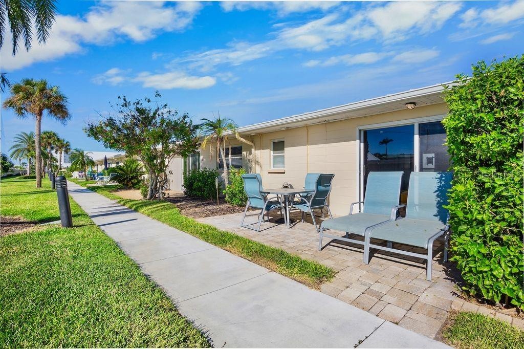 5830 MIDNIGHT PASS RD #107