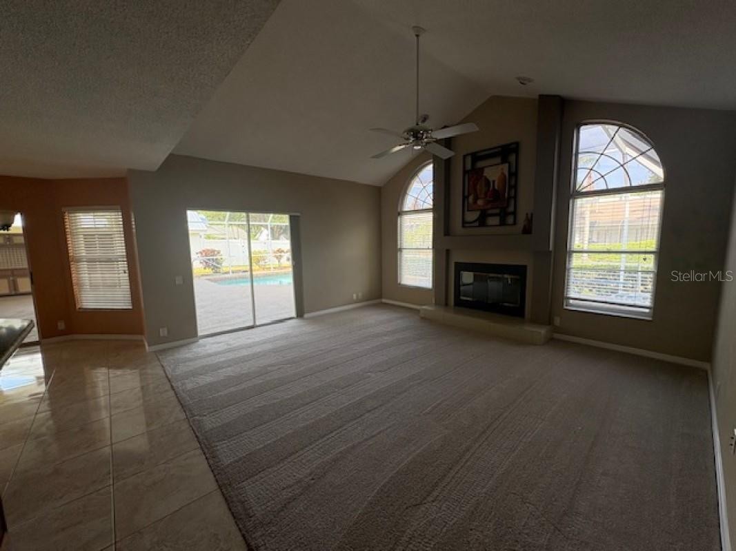 4622 MEADOWVIEW CIR