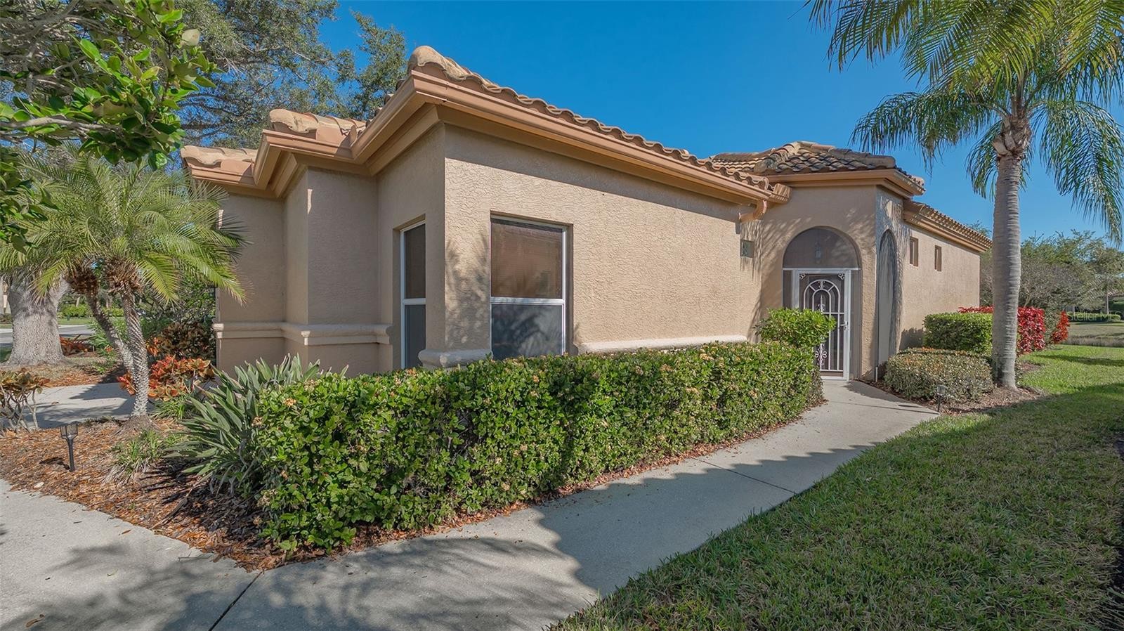 7085 LA RONDA CT