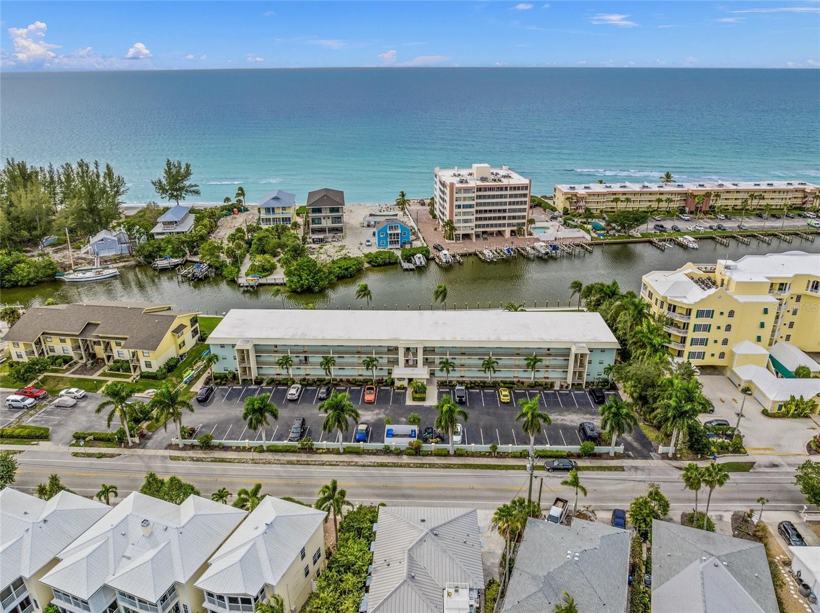 9200 MIDNIGHT PASS RD #17