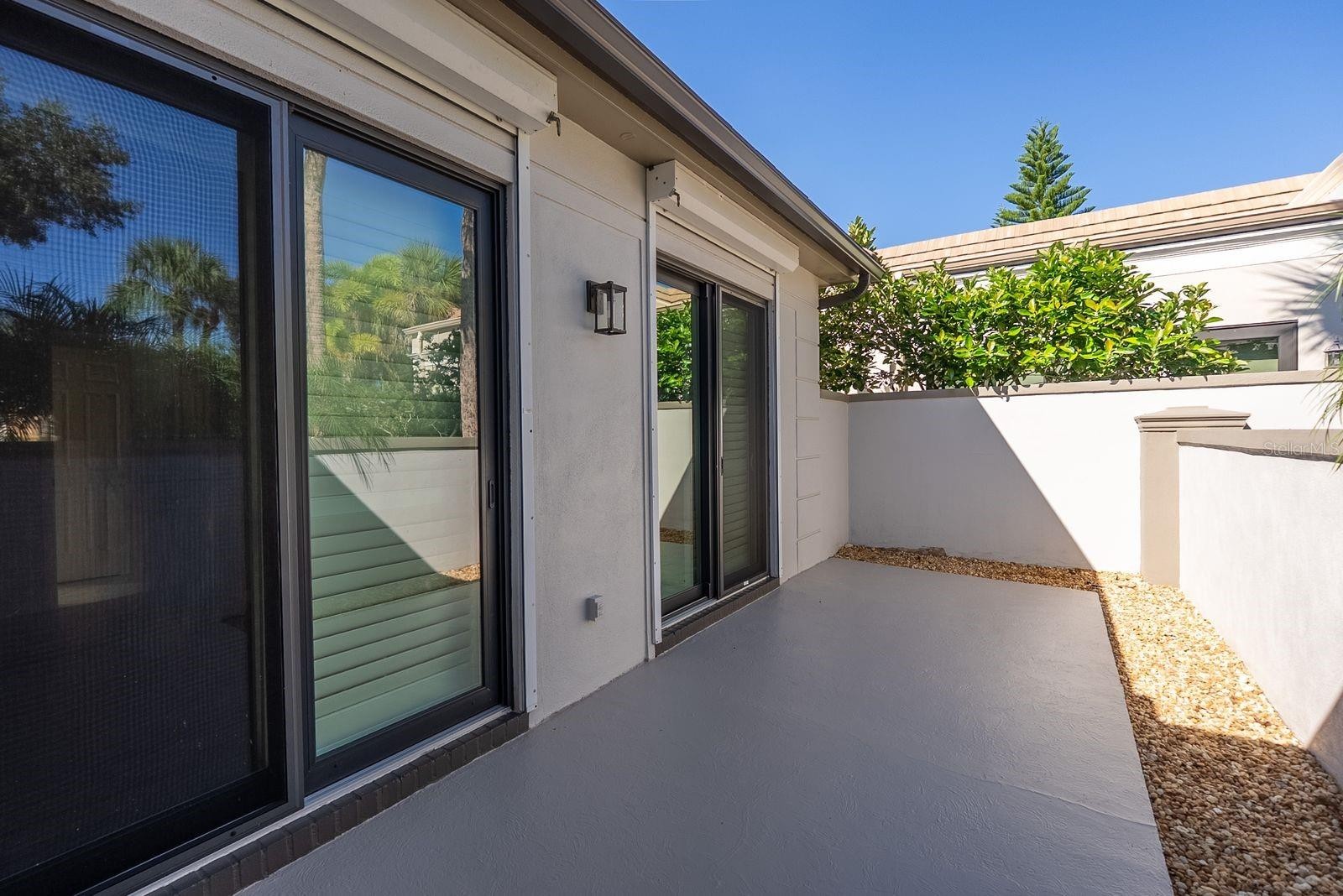 71 CAYMAN ISLES BLVD