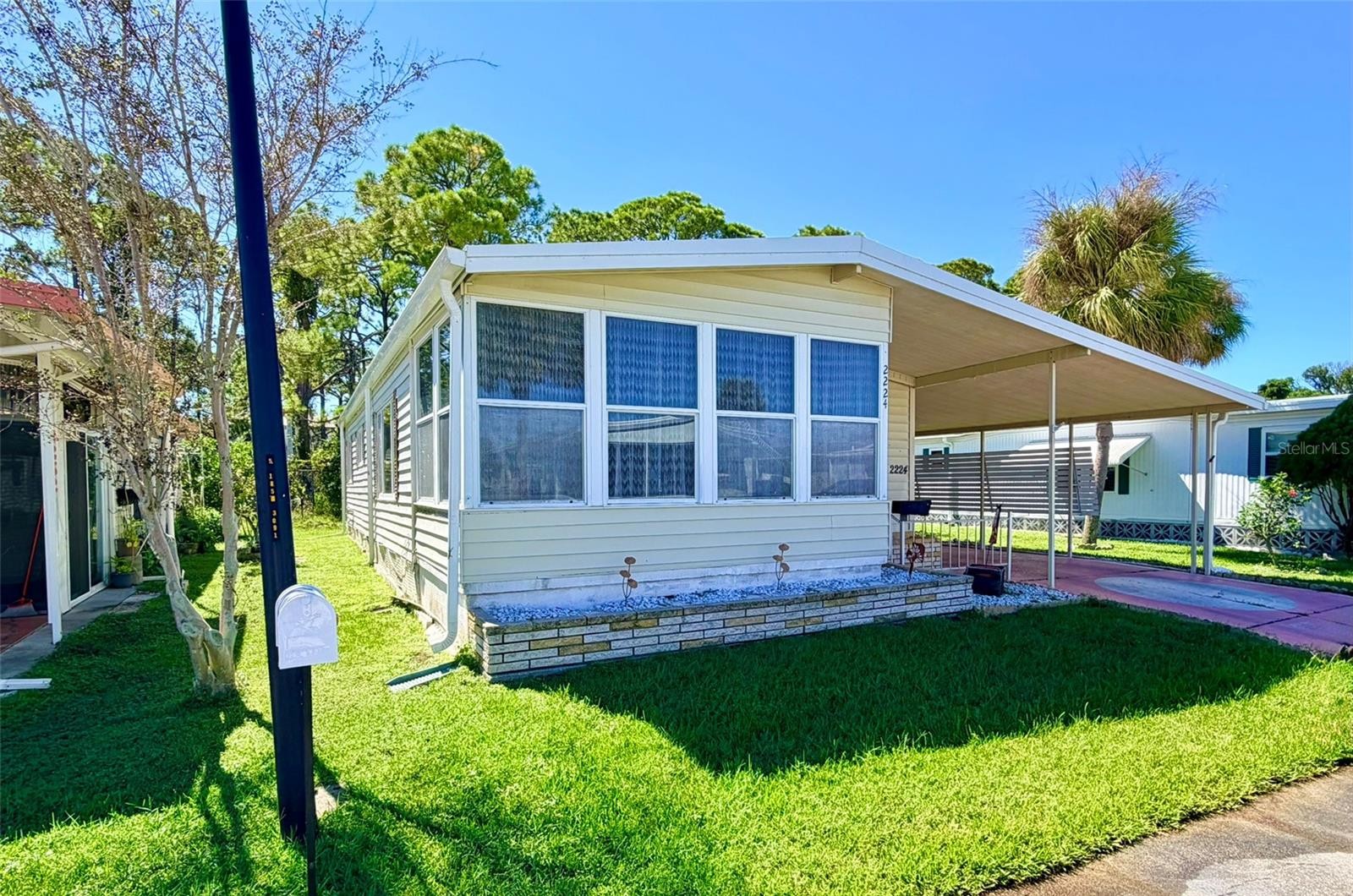 2224 CA D ORO DR
