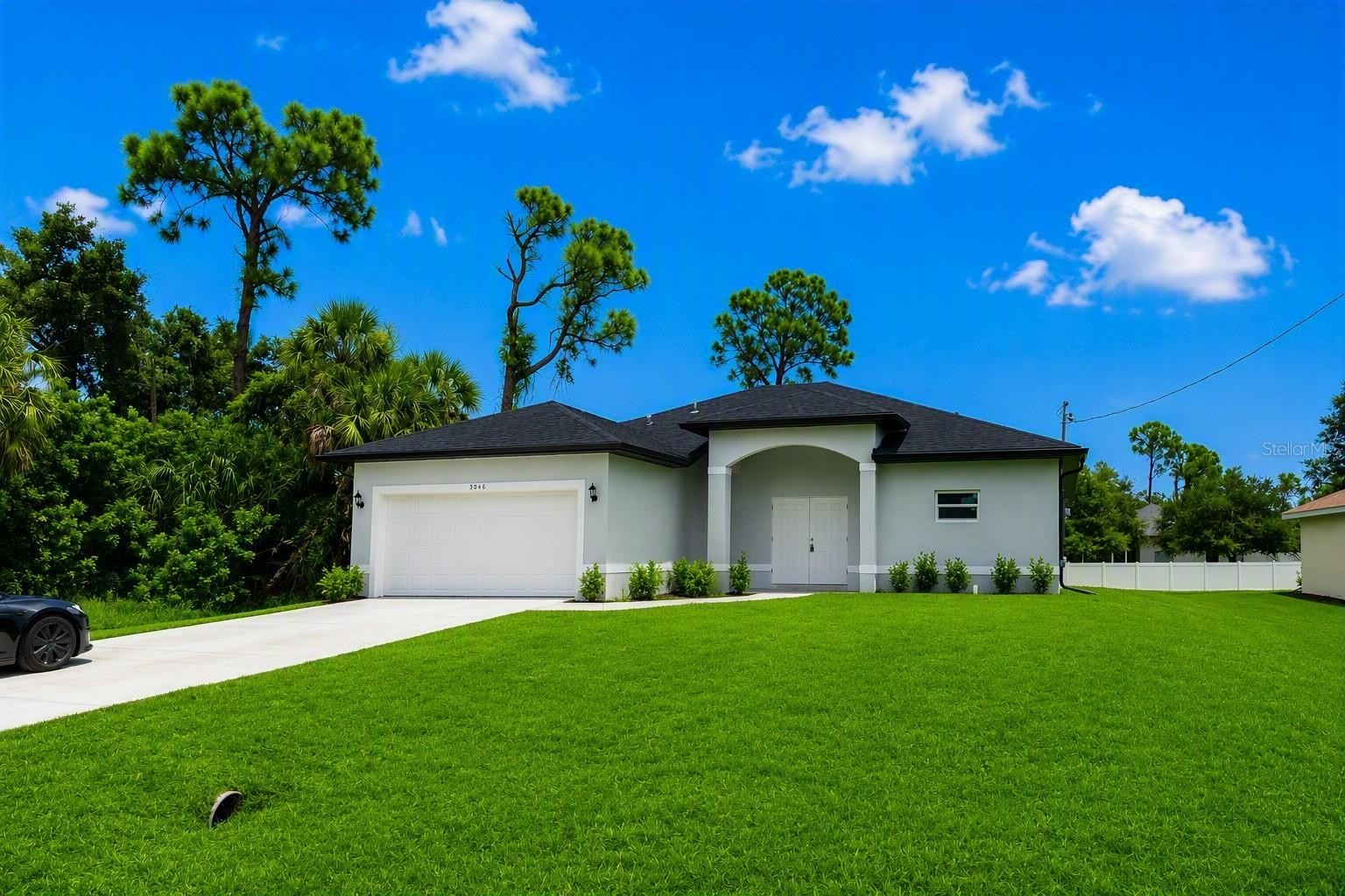 3046 JEANNIN DR