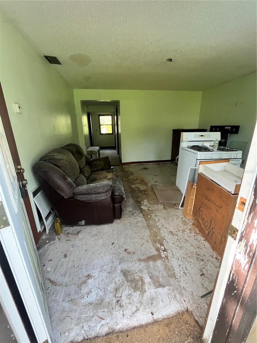 3911 6TH AVE W
