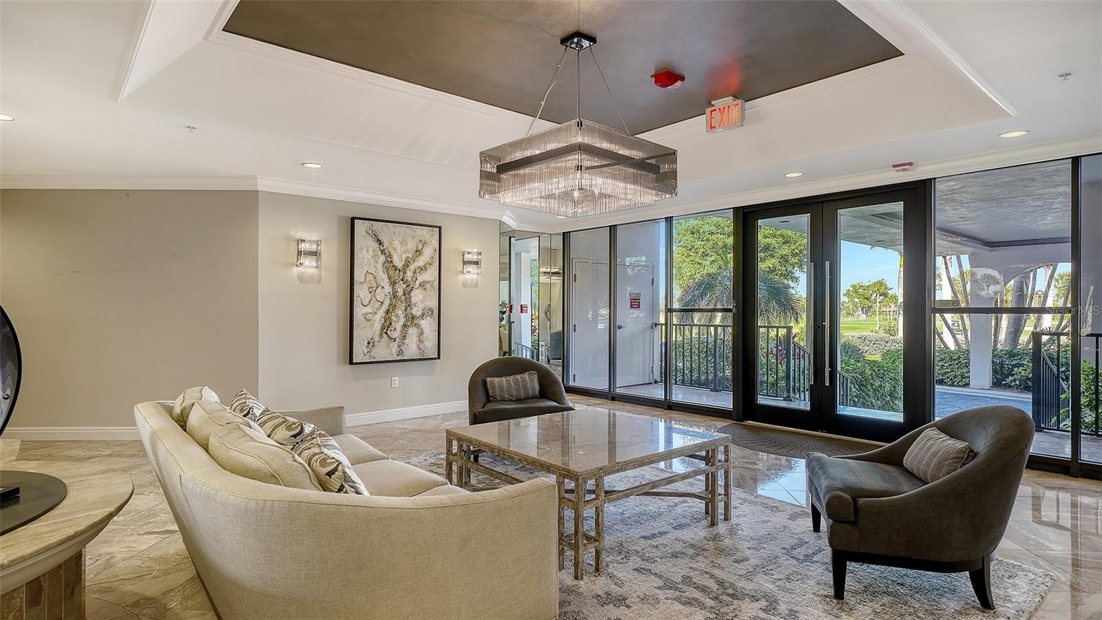 575 SANCTUARY DR #A504