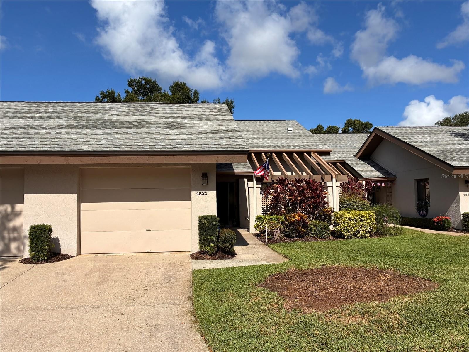 4521 KINGSMERE #6
