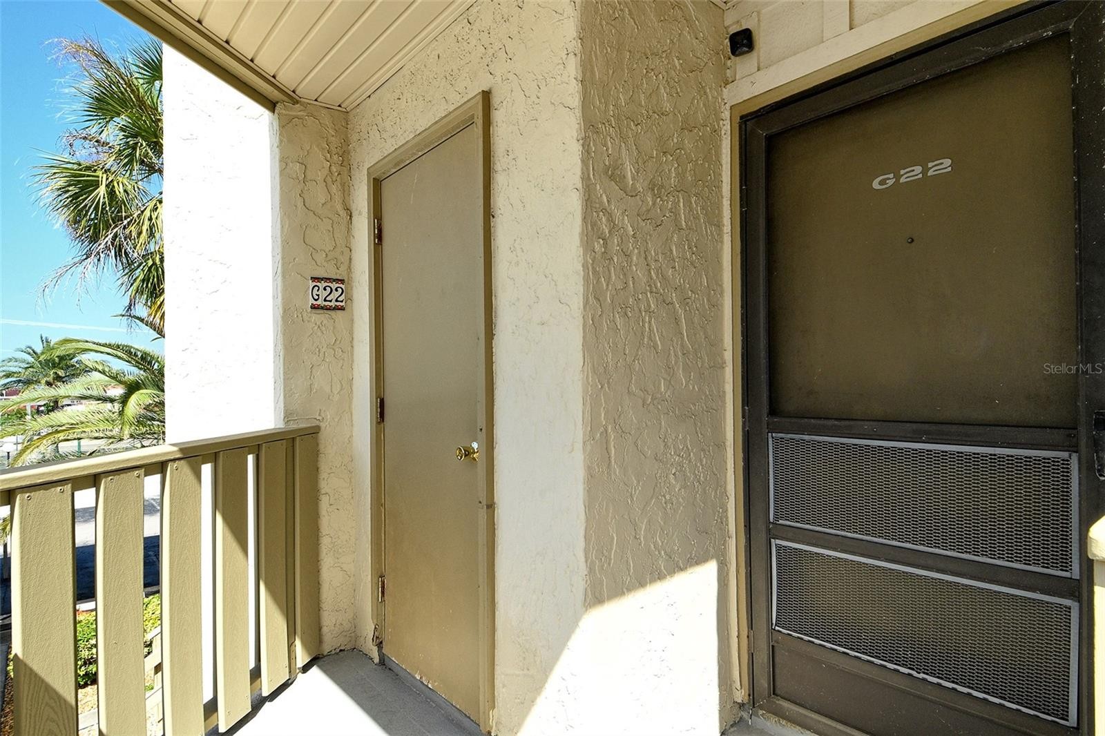 6157 MIDNIGHT PASS RD #G22