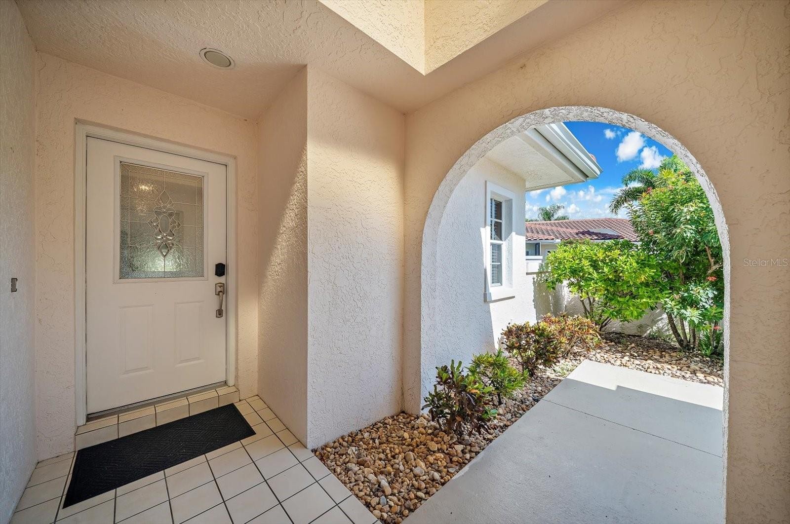 7306 GOLF POINTE CIR
