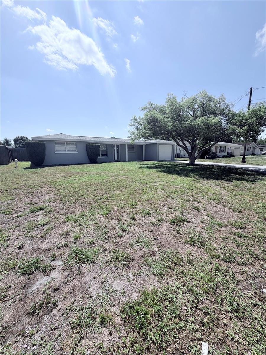 3219 CAMBRIDGE DR
