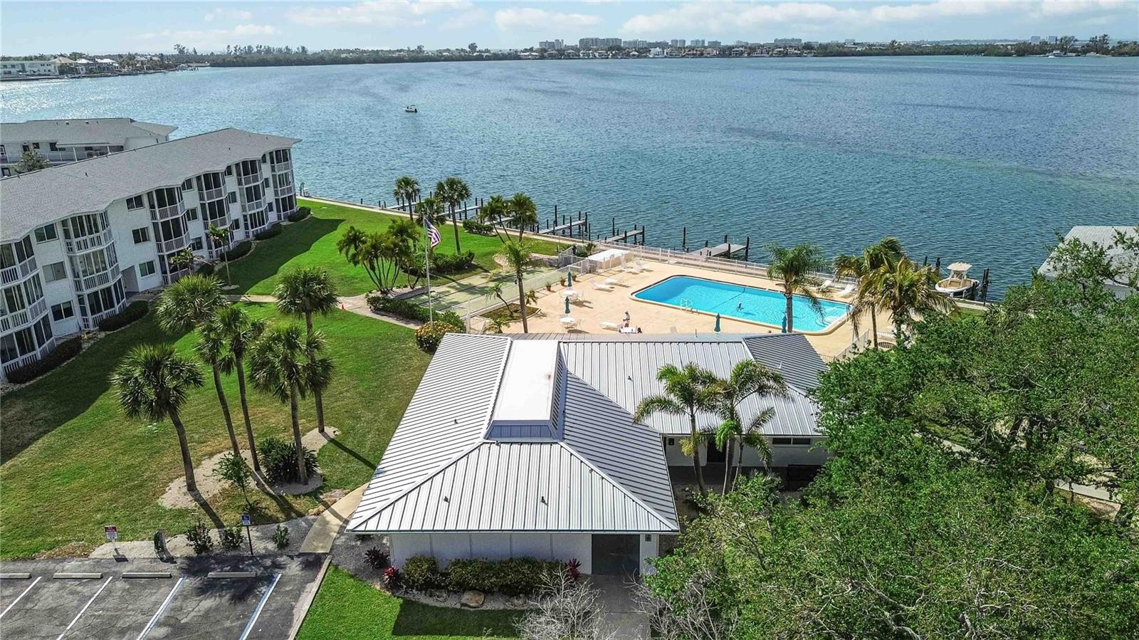 769 JOHN RINGLING BLVD #2