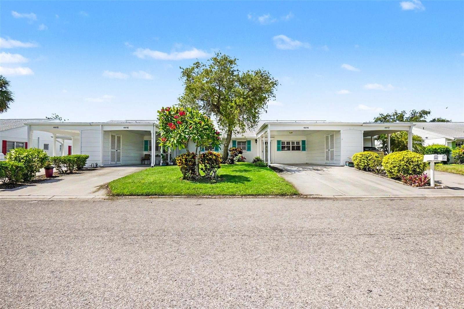 4414 MOUNT VERNON DR #0