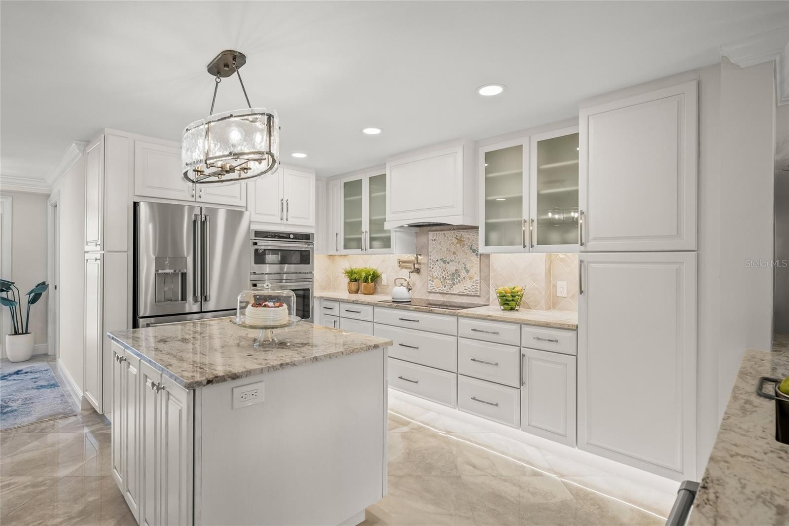 5880 MIDNIGHT PASS RD #910