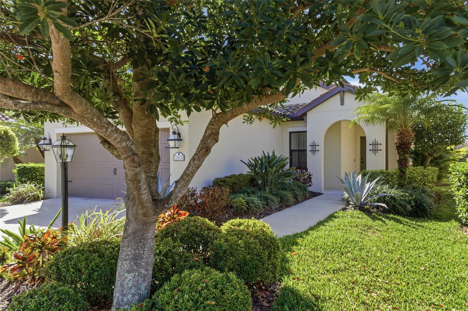 12608 CRYSTAL CLEAR PL