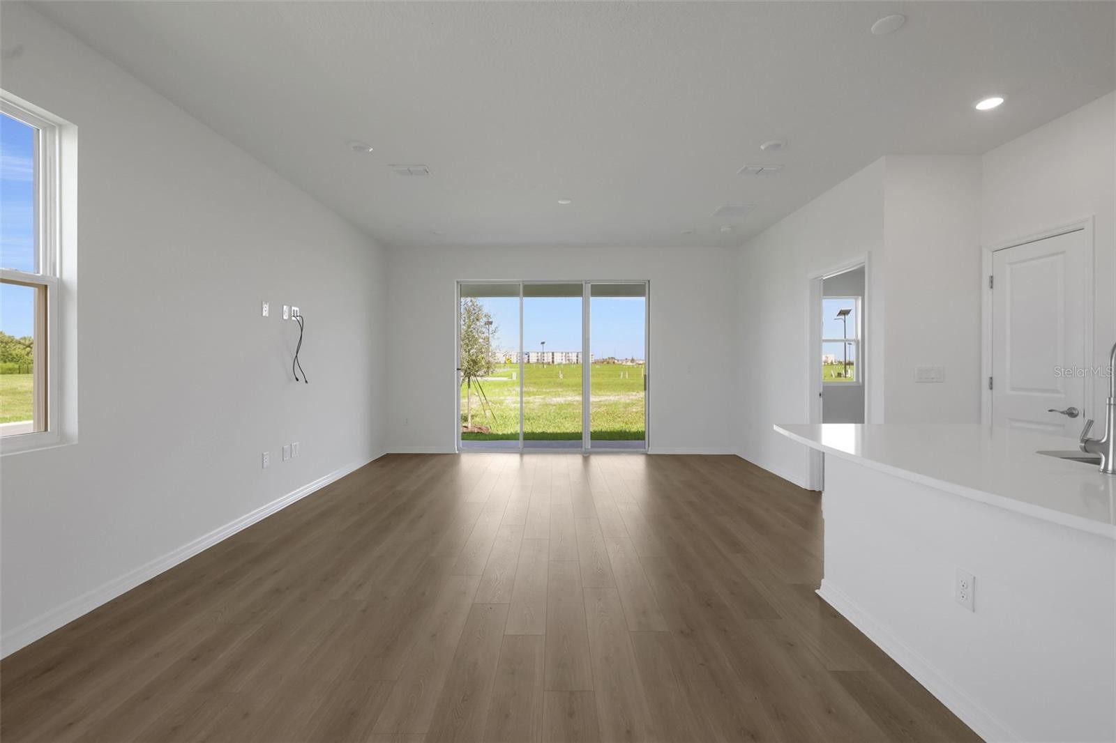 7530 SEA OAK CT