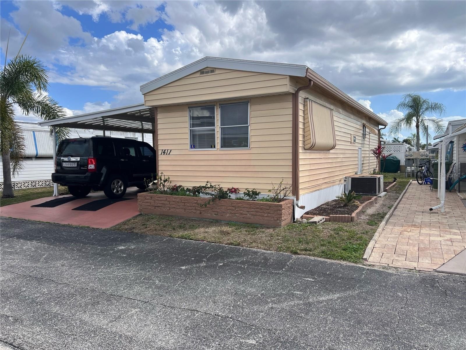 1411 21ST AVENUE DR W